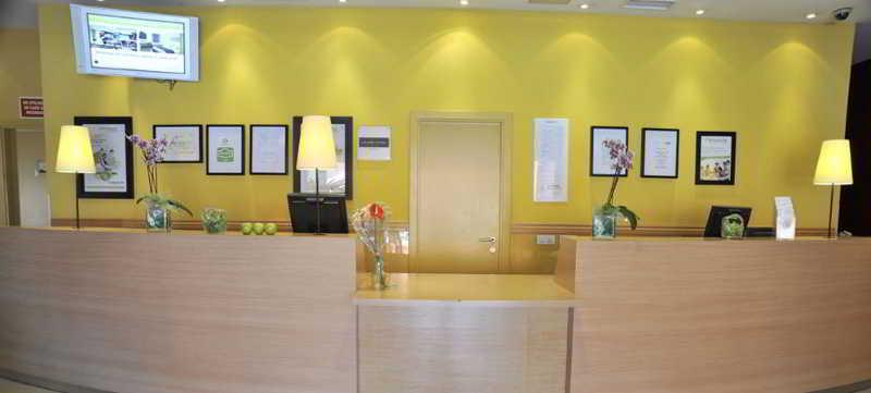 Travelodge Madrid Alcalá de Henares Extérieur photo